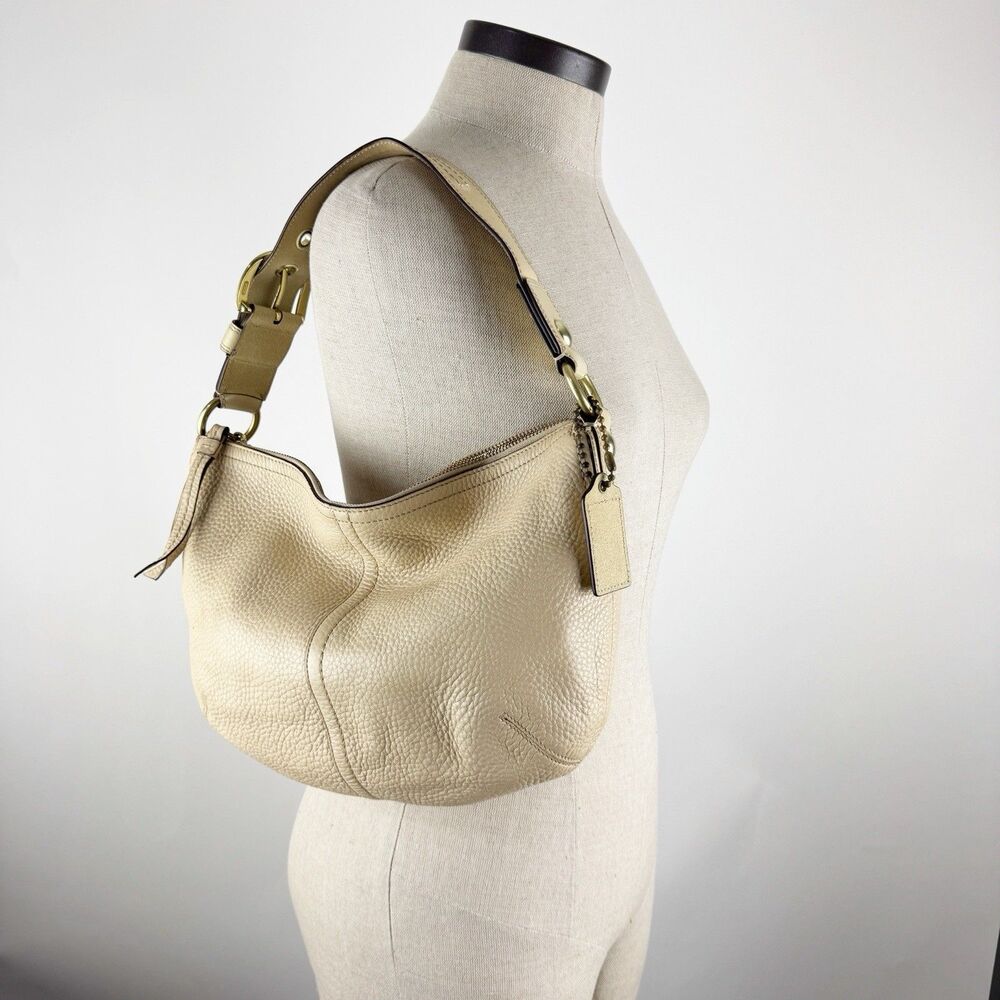 Coach Bag Pebbled Leather Cream Ivory Soho Hobo Handbag Purse 11838